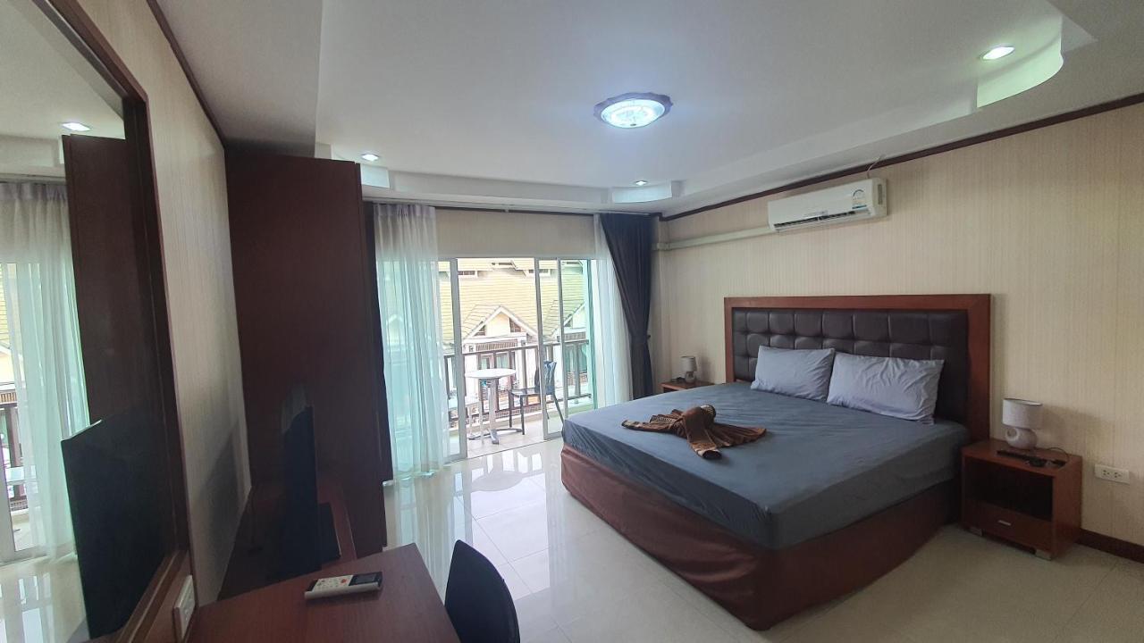 Shiba Guesthouse Pattaya Exterior photo
